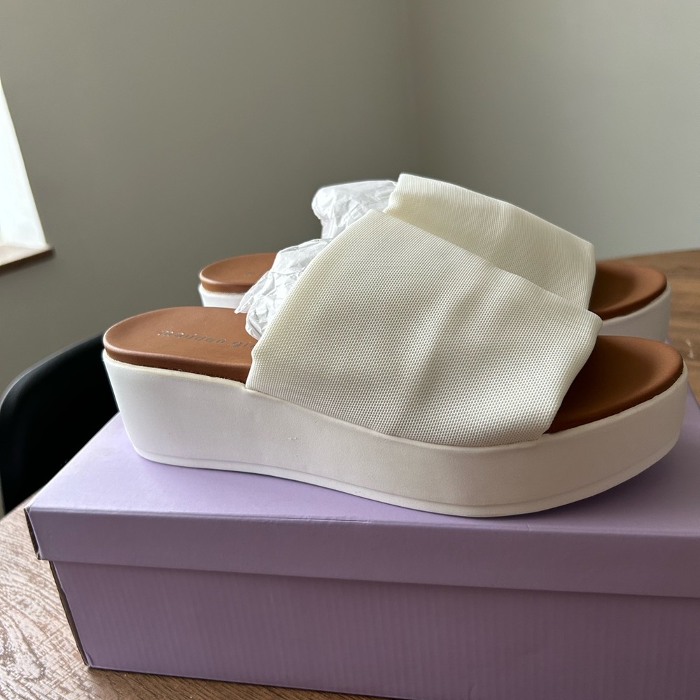 Madden Girl Shelbie Sandals in White - Picture 1 of 4